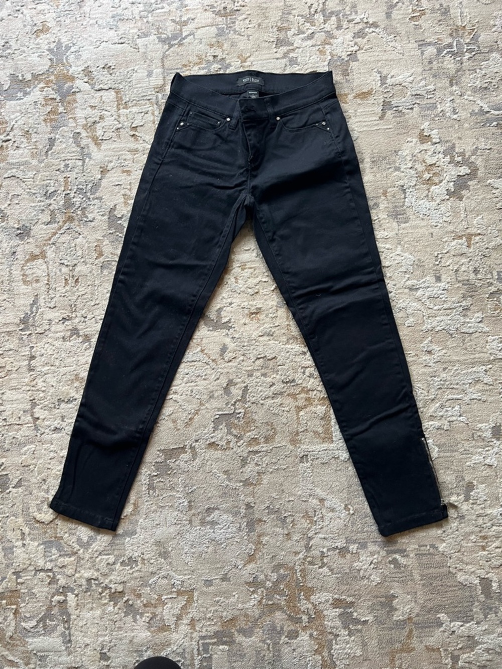 White House Black Market Black Skimmer Jeans